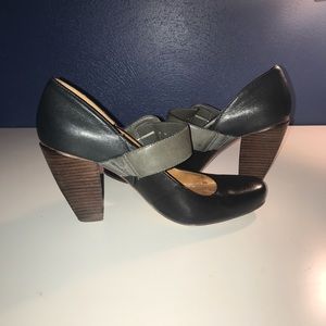 Fossil Shoes Size 8B